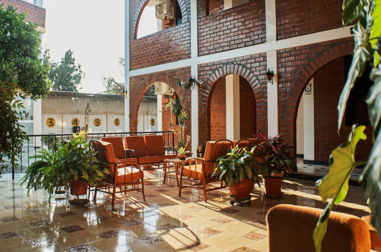 Bris Hotel Gobernadora Buitenkant foto